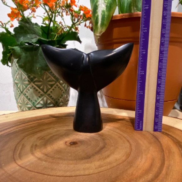 Black Marble Whale Tail Carving, Hand Carved Figurine, Ocean Themed Decor - Picture 3 of 5